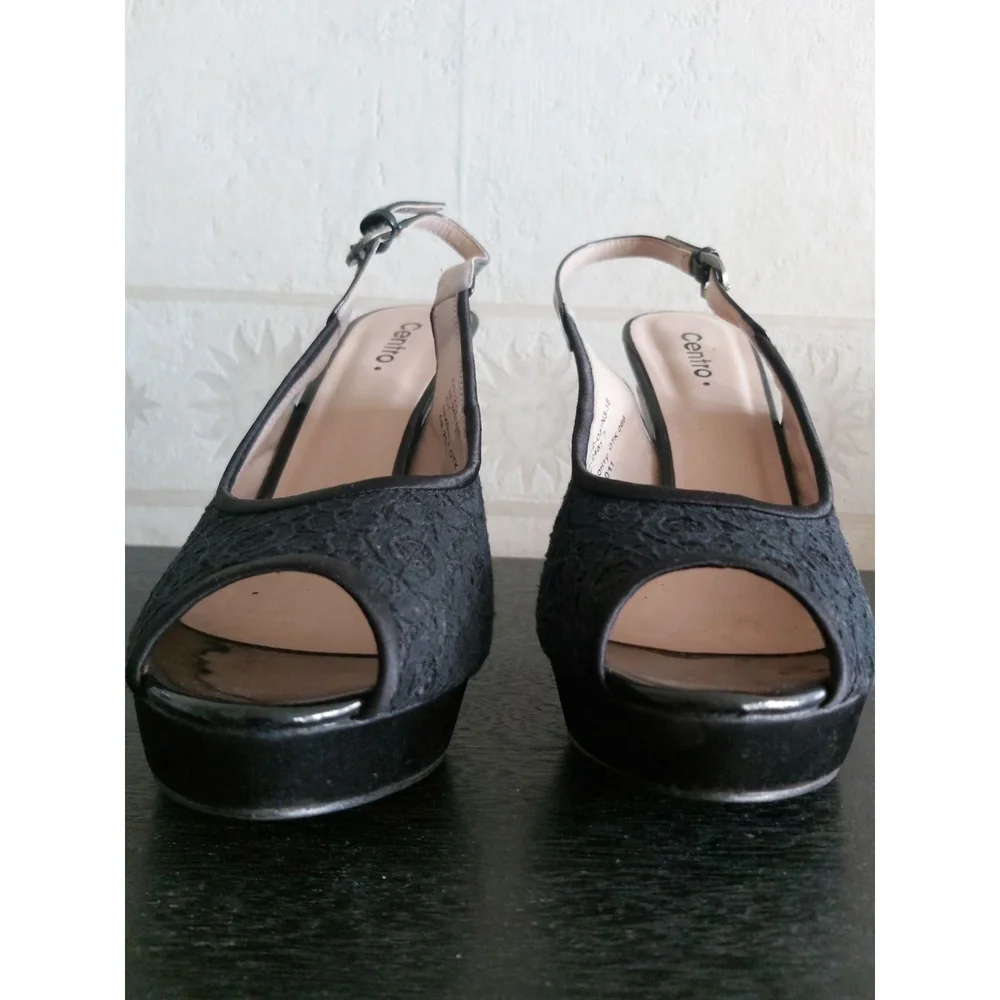 Wedge Sandals Women Black EUC Lace Overlay
